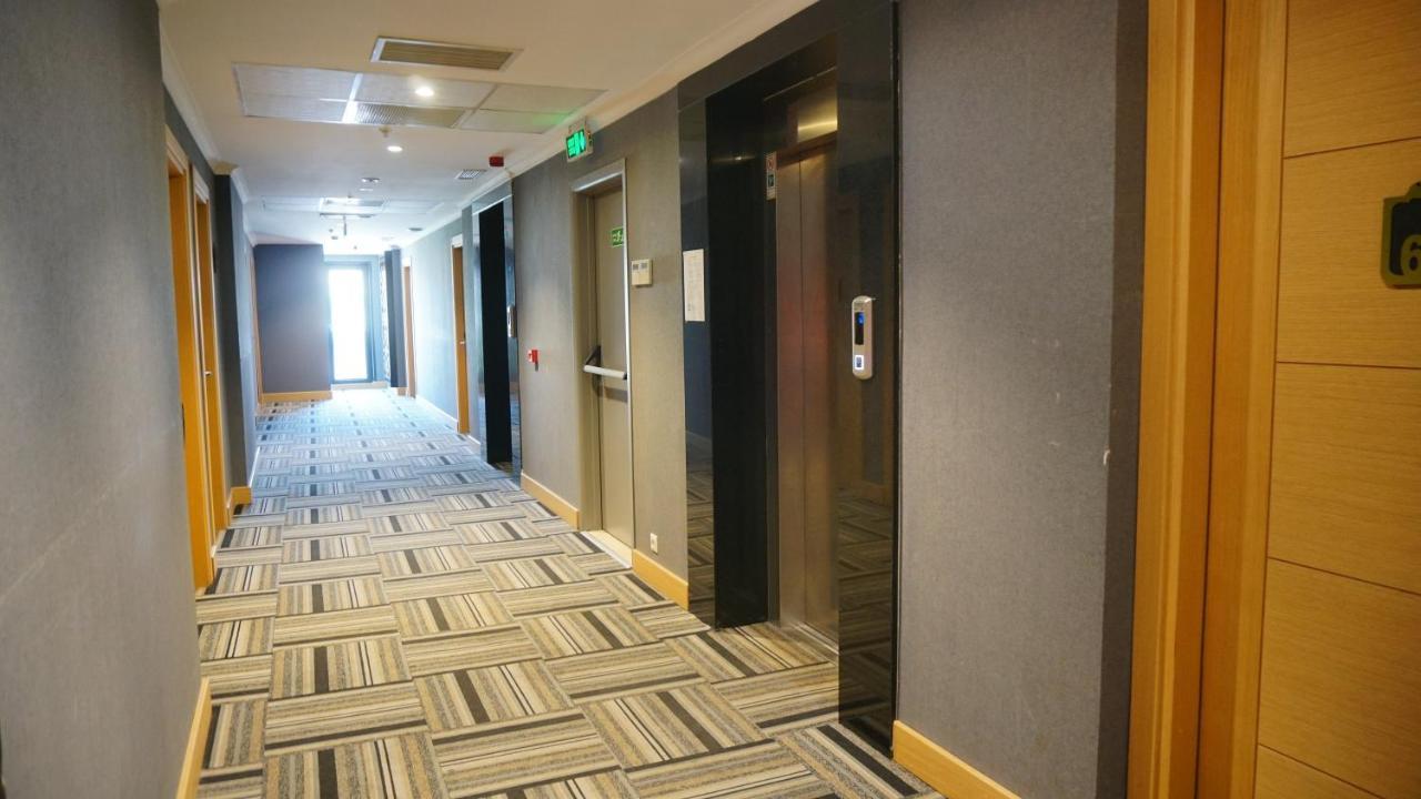 Vois Hotel Atasehir & Spa Istanbul Exteriör bild